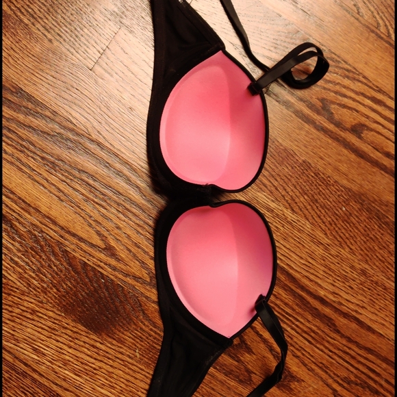 New!! VS Pink where everywhere multi way push up - Picture 7 of 8